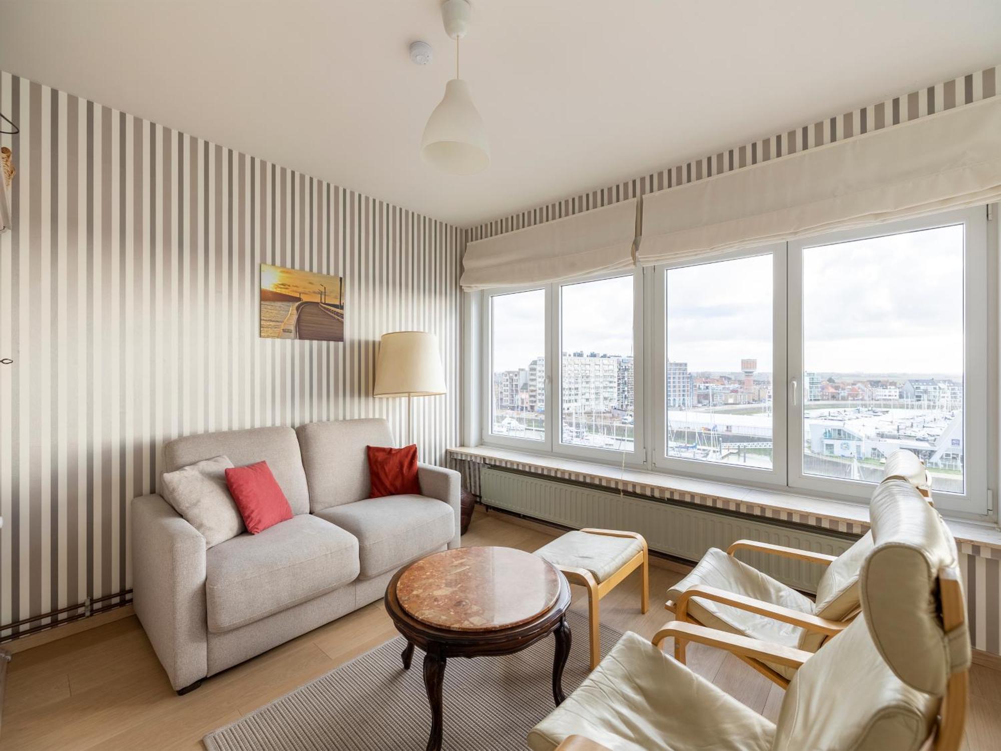 Luxury 2-bedroom With Marina Views In T205