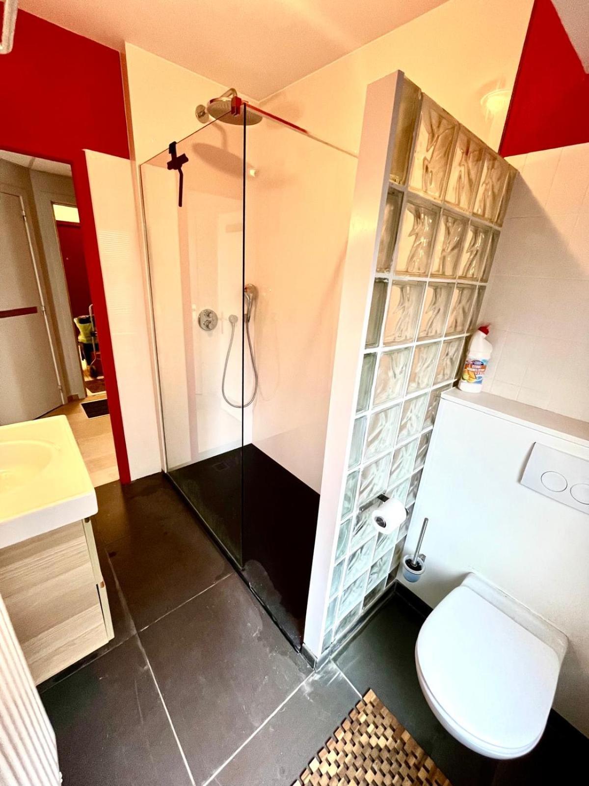 Luxury 2-bedroom With Marina Views In T205 Appartement *